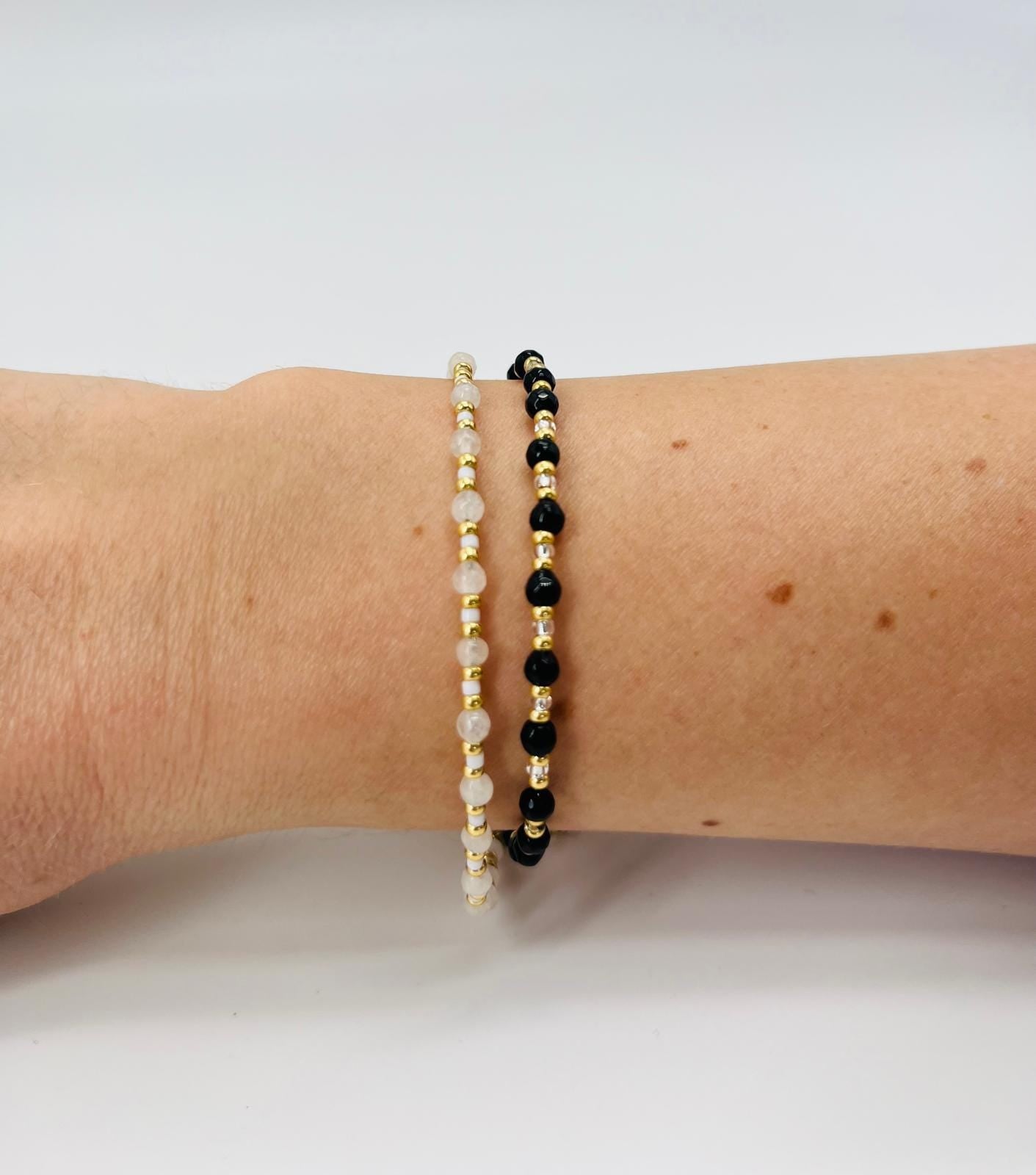 Armband für den Alltag, Boho-Schmuck, Geschenk für Sie, Perlenarmband, Stapelbares Armband zum Layering, Freundschaftsarmband, Geschenk für Sie