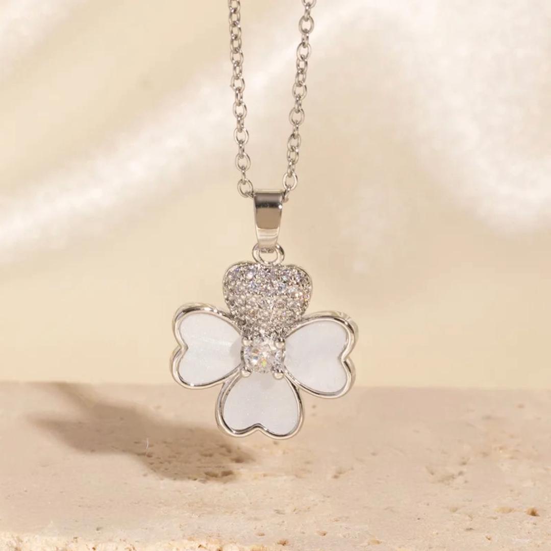 Alltagsschmuck für jeden Tag, Halskette mit vierblättrigem Kleeblatt-Charm, Goldkette, Silberkette, Jahrestags- und Geburtstagsgeschenk für Sie