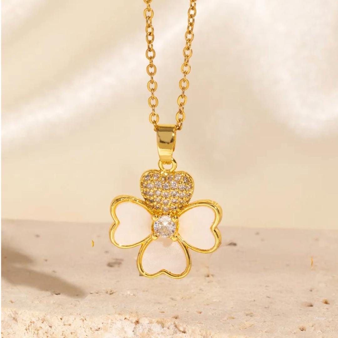 Alltagsschmuck für jeden Tag, Halskette mit vierblättrigem Kleeblatt-Charm, Goldkette, Silberkette, Jahrestags- und Geburtstagsgeschenk für Sie