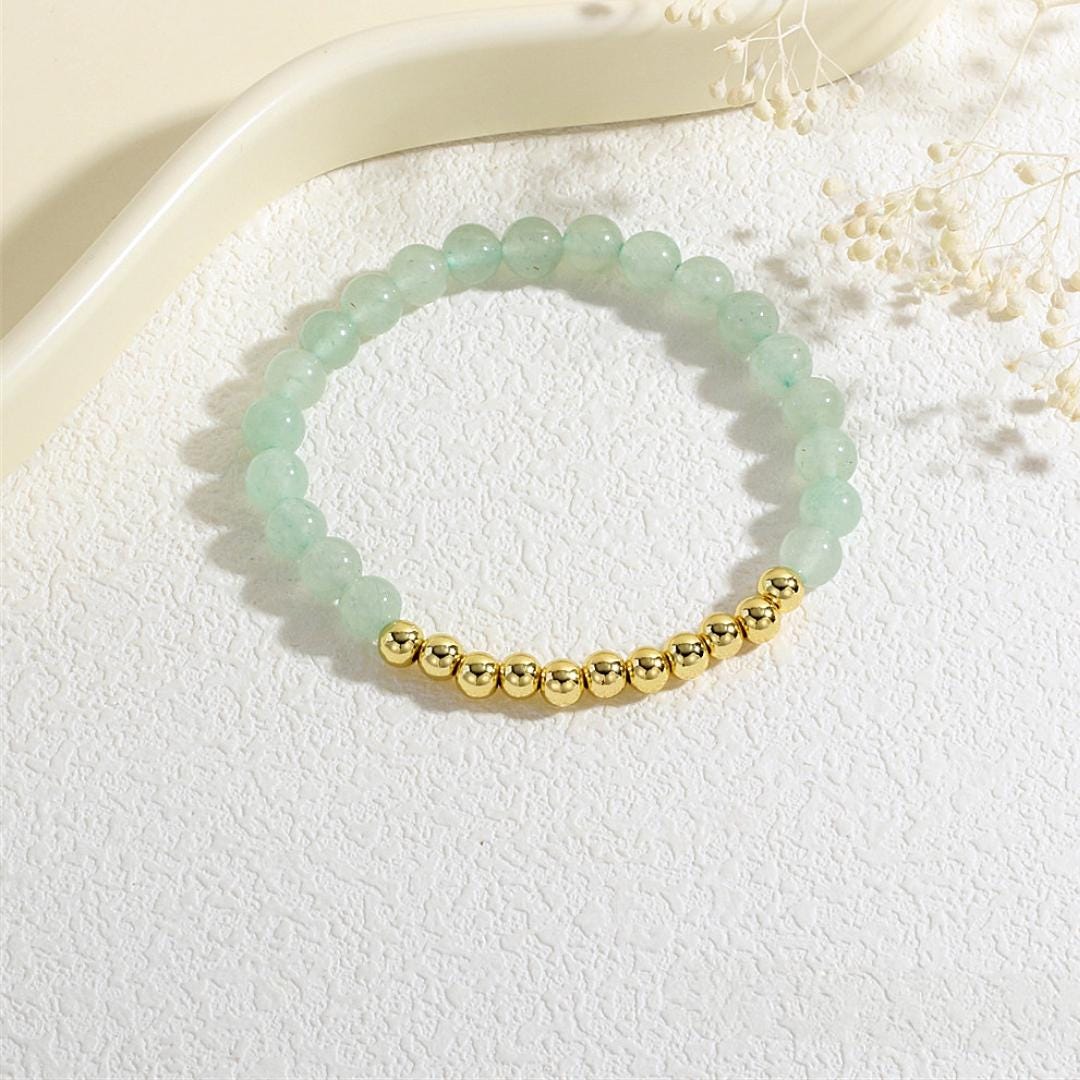 Armband für alltägliche Schmuckidee als Geburtstagsgeschenk für sie. Armband im eleganten Stil für jeden Tag. Armband zum Stapeln von Schmuck als Geschenk für sie.