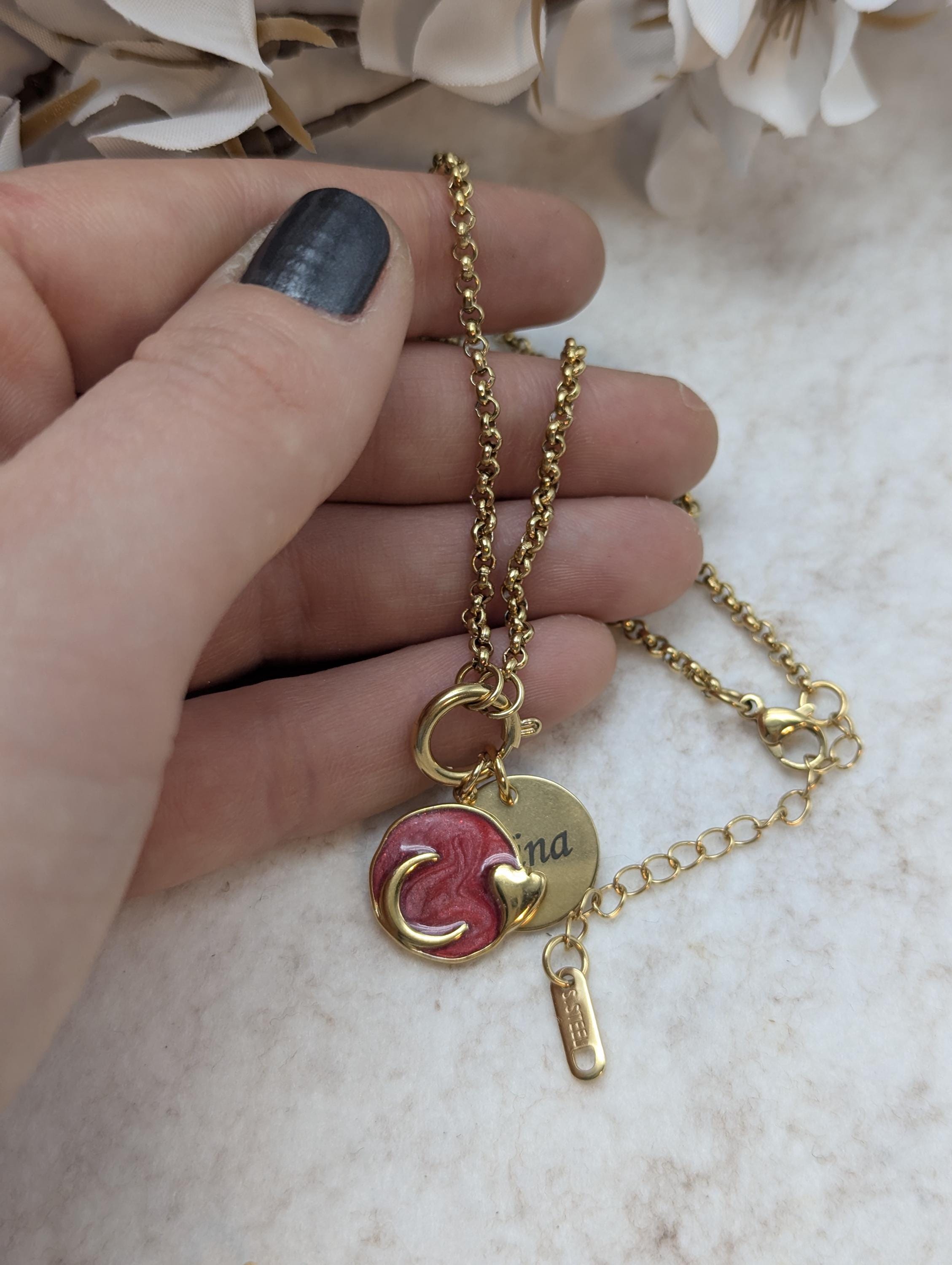 Personalisierter Schmuck für jeden Tag, Halskette mit eingraviertem Namen, individuelle trendige Charm-Halskette, personalisiertes Geschenk für die Frau, Geburtstagsgeschenk für Sie