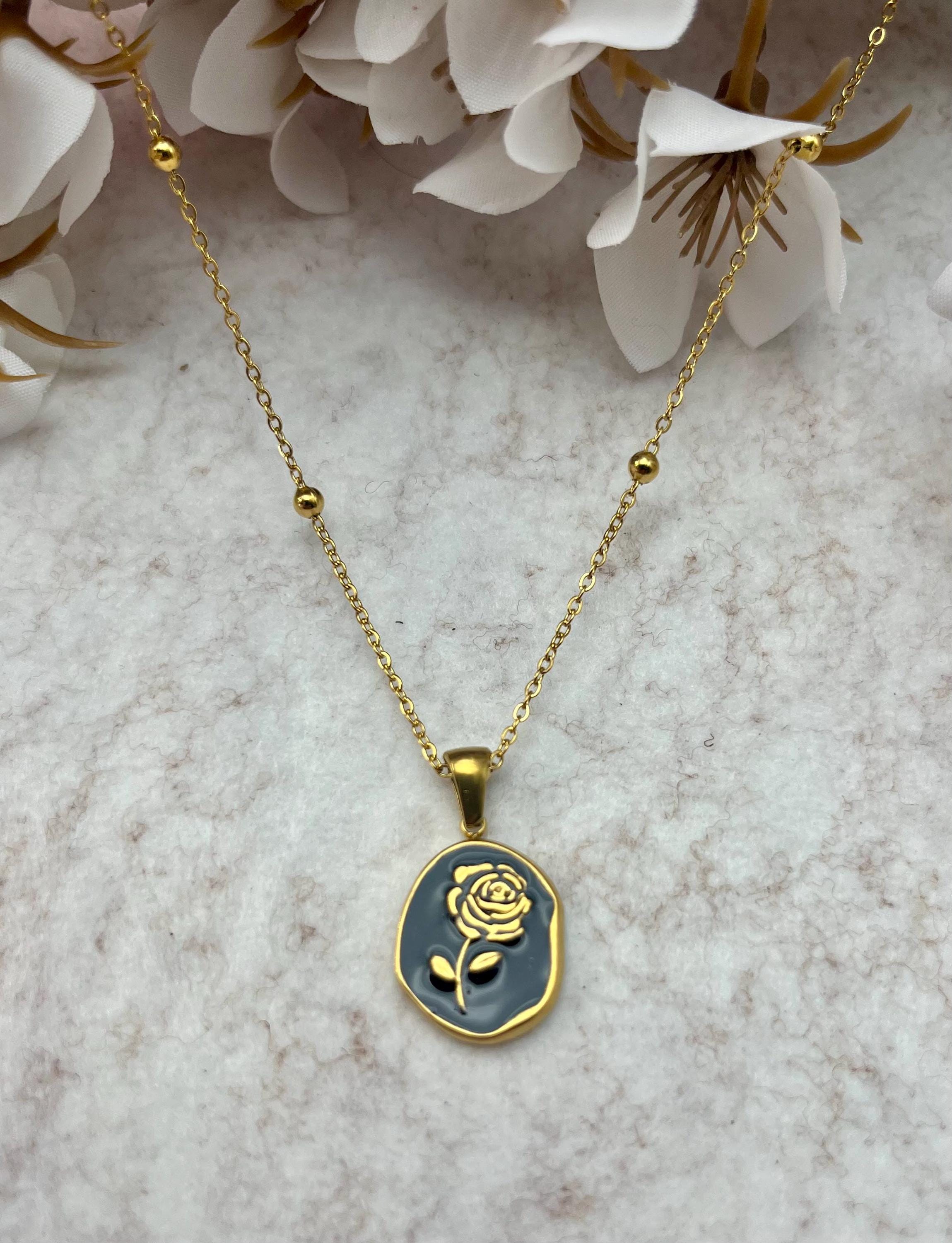 Minimalistischer Schmuck für jeden Tag Halskette mit Rosenanhänger Halskette für jeden Tag Blumenschmuck Idee für Goldkette Geschenk für Sie
